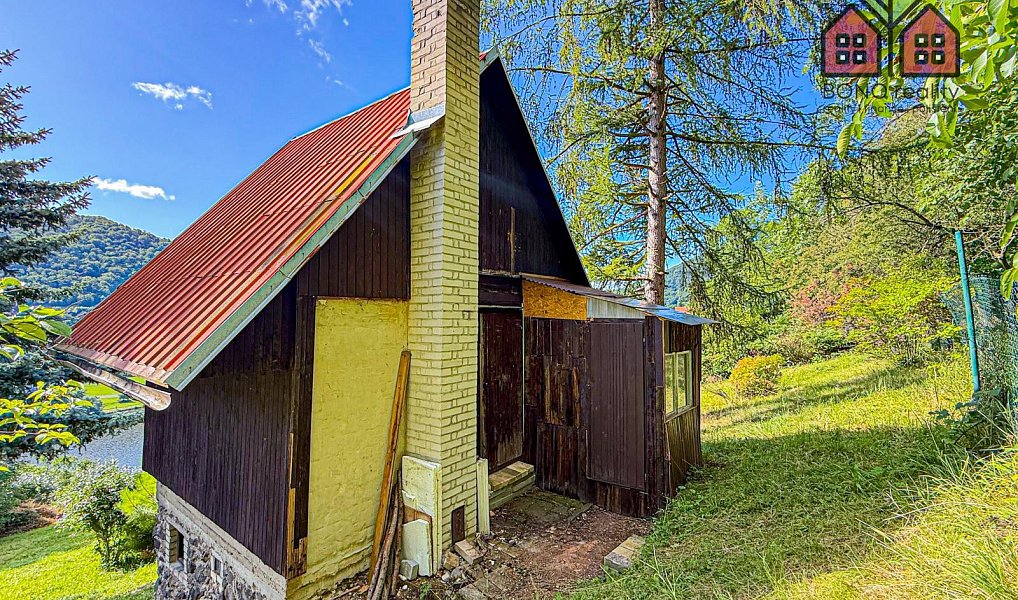 Prodej chaty/chalupy 40 m² s pozemkem 1 044 m², Dolní Zálezly – náhled fotky 31