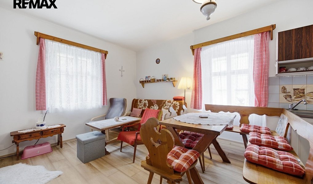Prodej domu 98 m² s pozemkem 360 m², Všetaty – náhled fotky 7