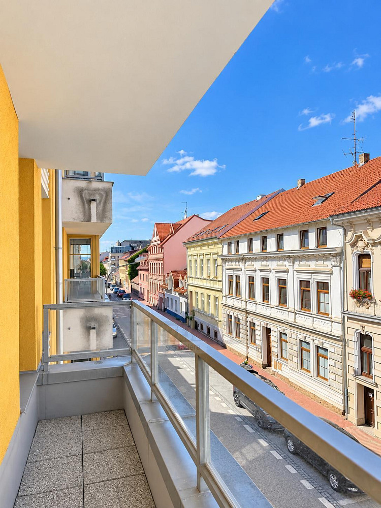 Pronájem bytu 2+kk 58 m² – fotografie 5