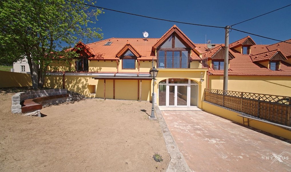 Prodej nájemního domu, činžáku 375 m², Černolice – náhled fotky 36
