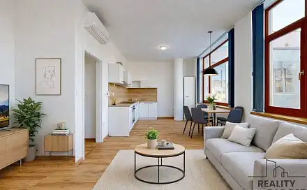 Prodej bytu 3+kk 80 m², Karlovo nám., Třebíč - Vnitřní Město