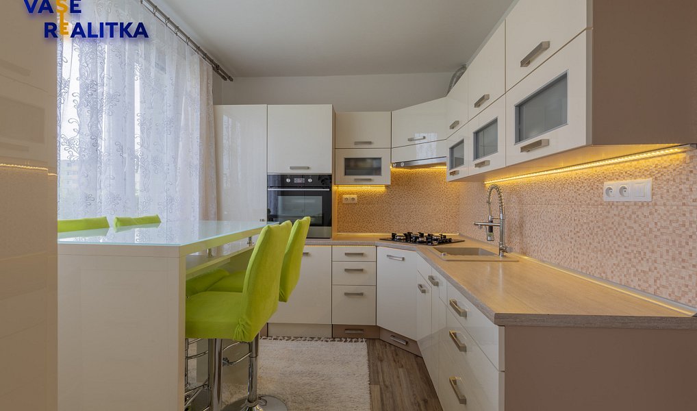 Prodej bytu 3+1 67 m², Přerov – náhled fotky 2