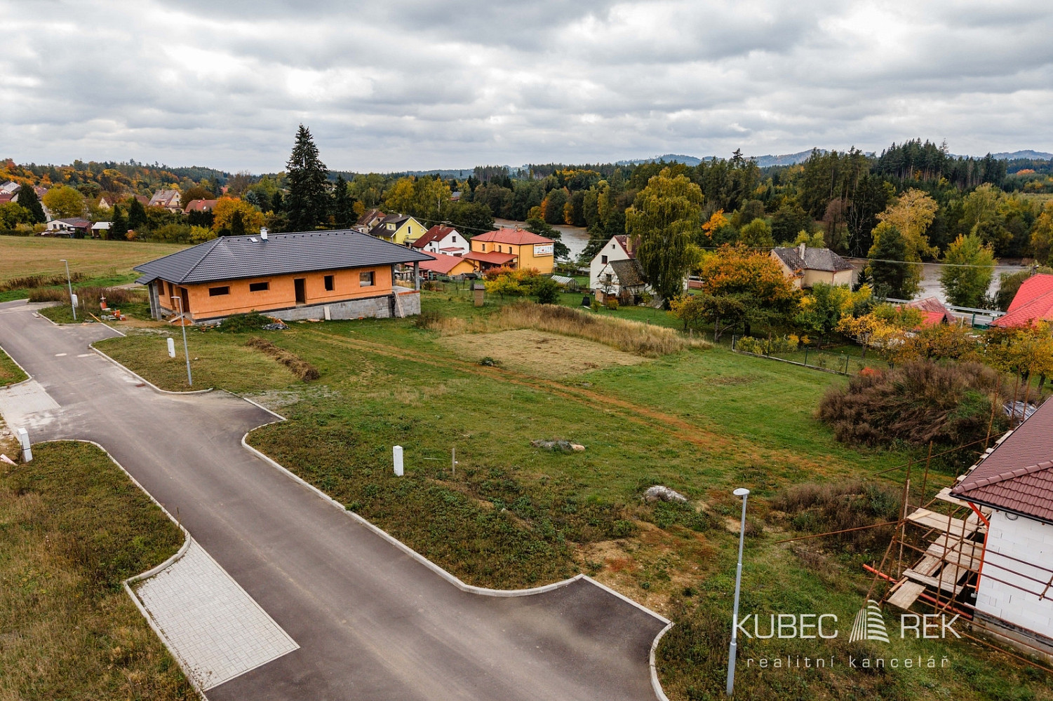 Prodej stavebního pozemku 990 m²