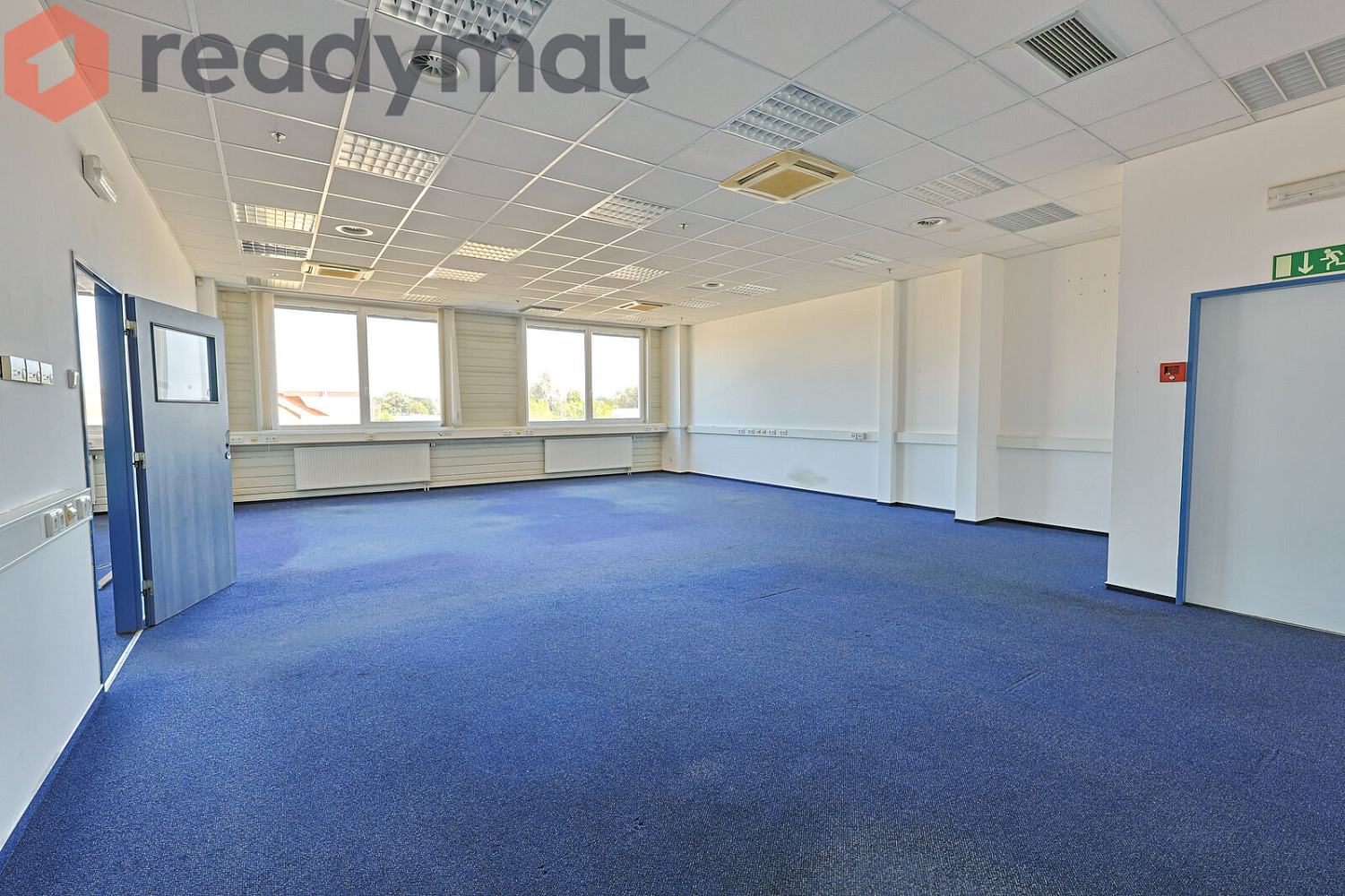 Pronájem kanceláře 320 m² – fotografie 3