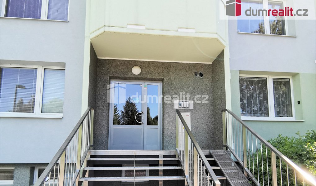 Pronájem bytu 3+1 74 m², Luhačovice – náhled fotky 2