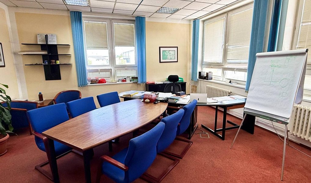 Prodej kanceláře 1 640 m², Tábor – náhled fotky 10