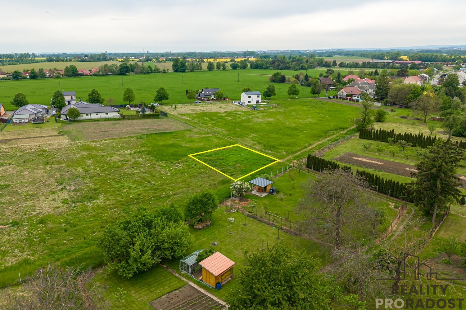 Prodej stavebního pozemku 629 m² – fotografie 3