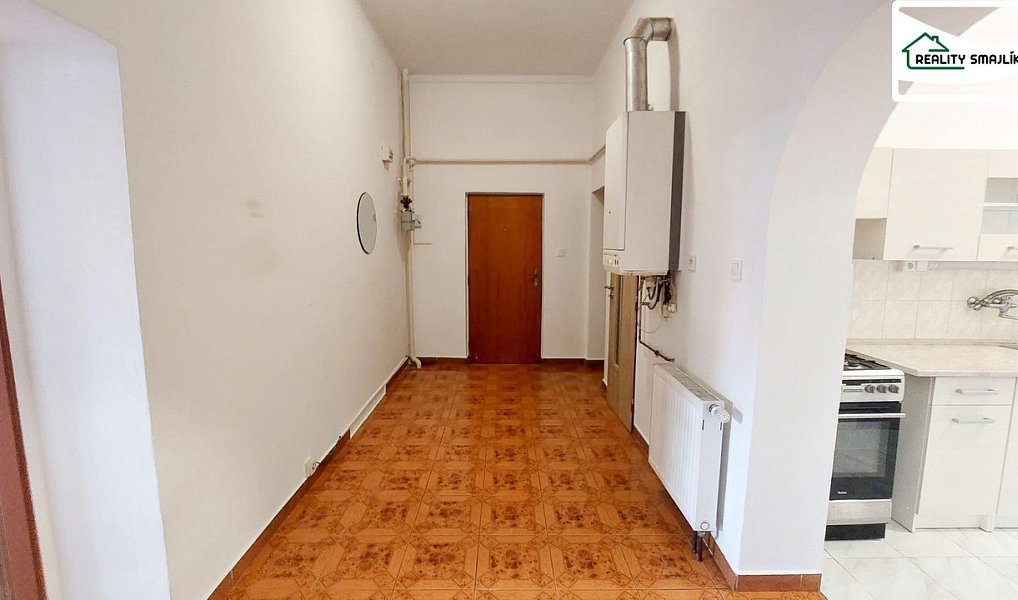 Pronájem bytu 2+1 80 m², Cheb – náhled fotky 12