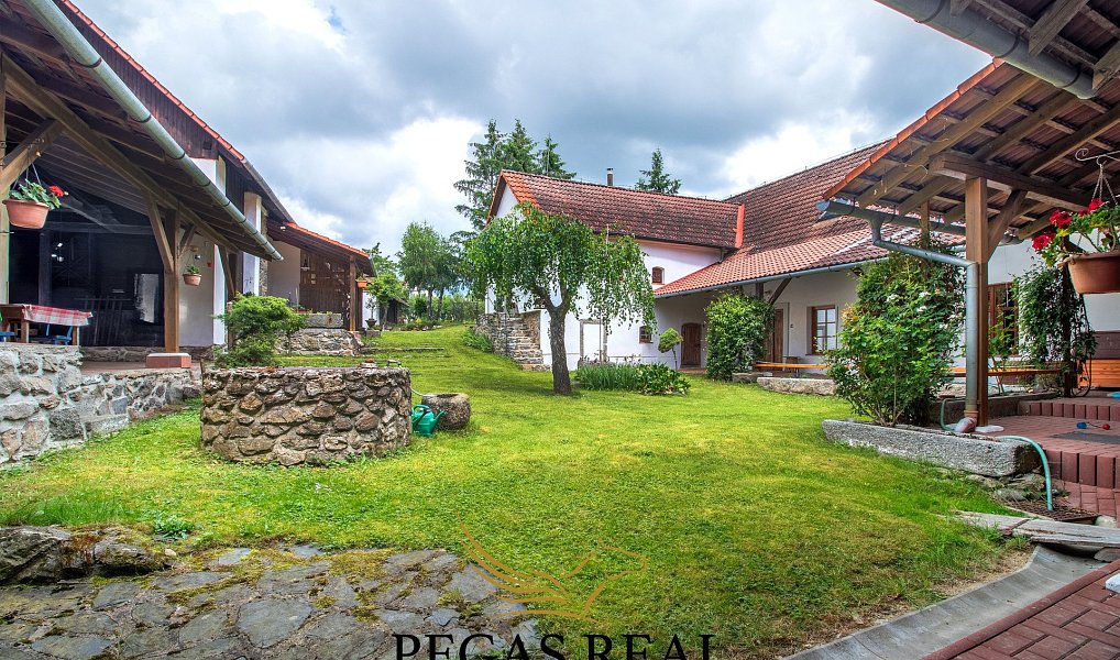 Prodej domu 350 m² s pozemkem 1 993 m², Ruda – náhled fotky 3