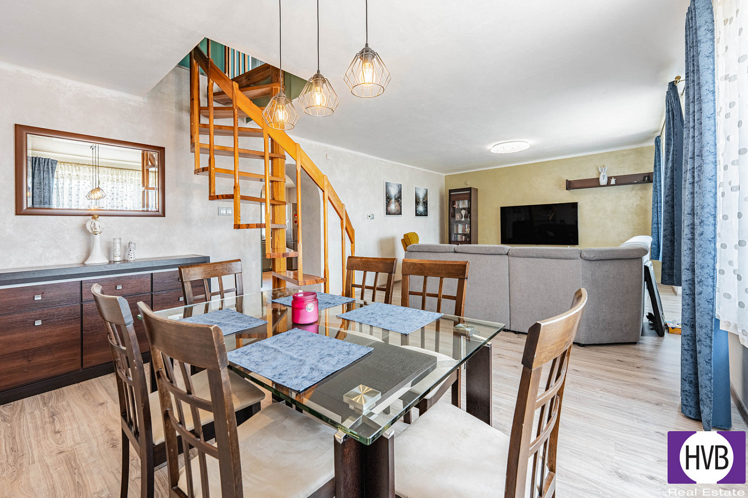 Prodej bytu 5+1 104 m² — photo 2