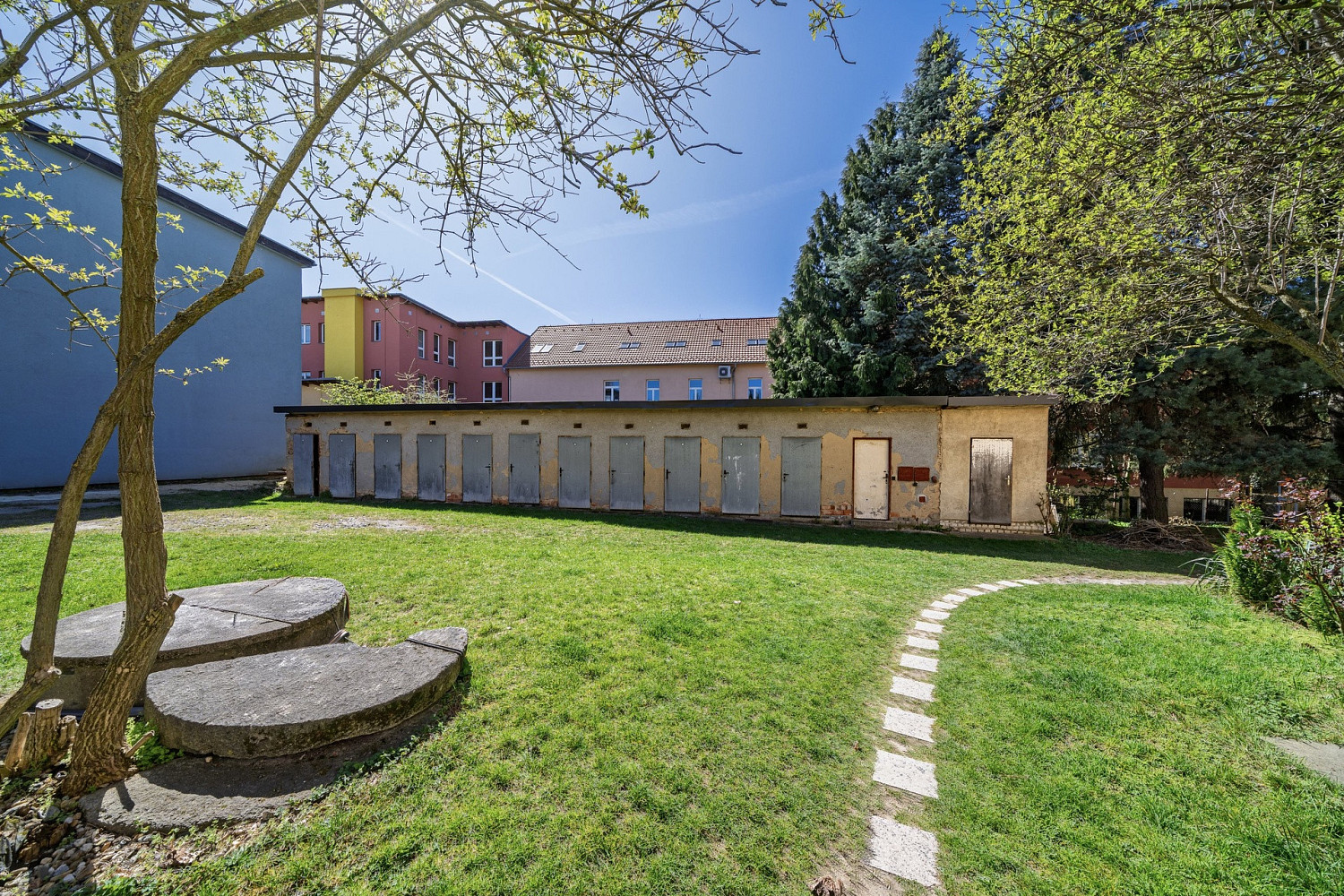 Prodej stavebního pozemku 951 m² — photo 3
