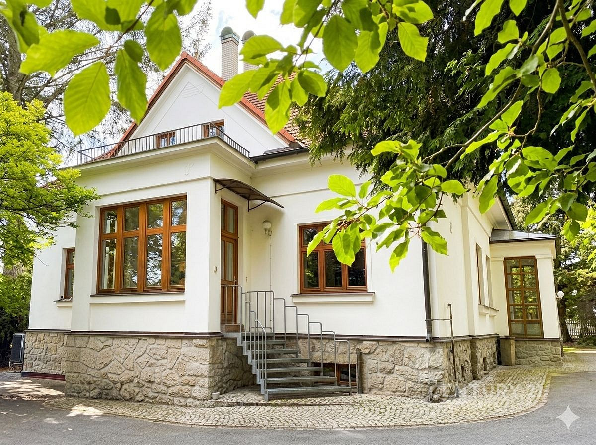 Prodej domu 450 m² s pozemkem 1 452 m² – fotografie 5