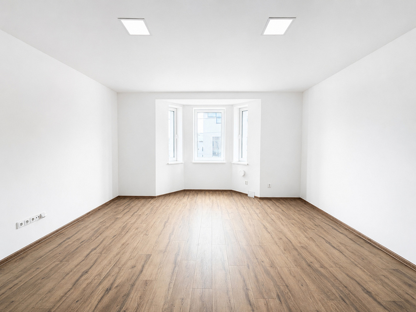 Pronájem bytu 2+1 80 m² — photo 2