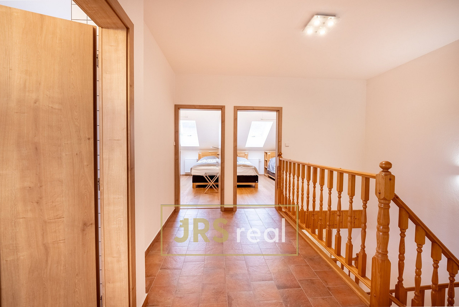 Prodej ubytovacího objektu 530 m² – fotografie 5