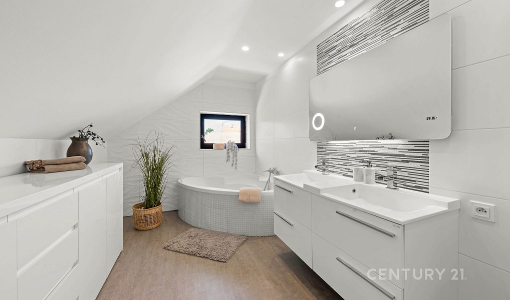 Prodej domu 140 m² s pozemkem 599 m², Čebín – náhled fotky 23
