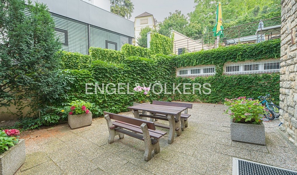 Pronájem bytu 4+1 149 m², Praha – náhled fotky 13