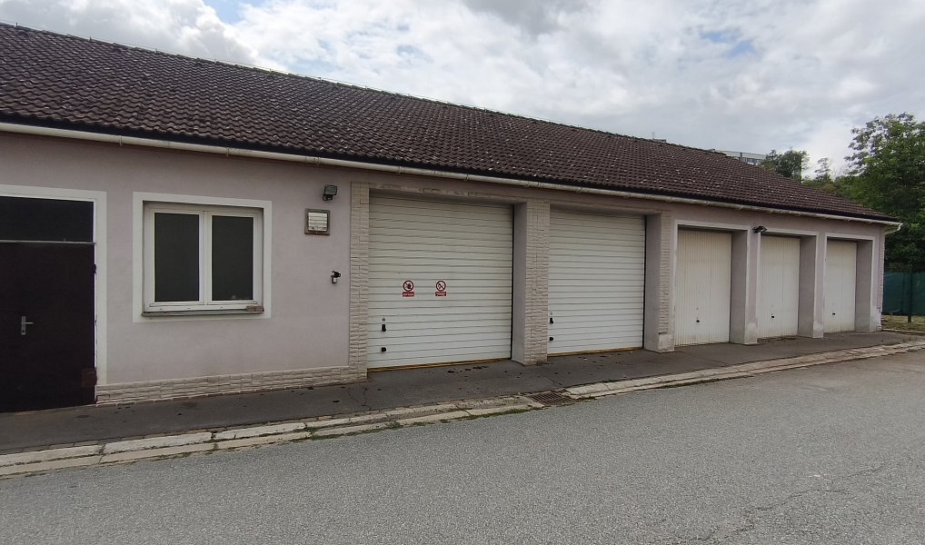 Prodej komerčního objektu (jiného typu) 1 360 m², Třebíč – náhled fotky 9