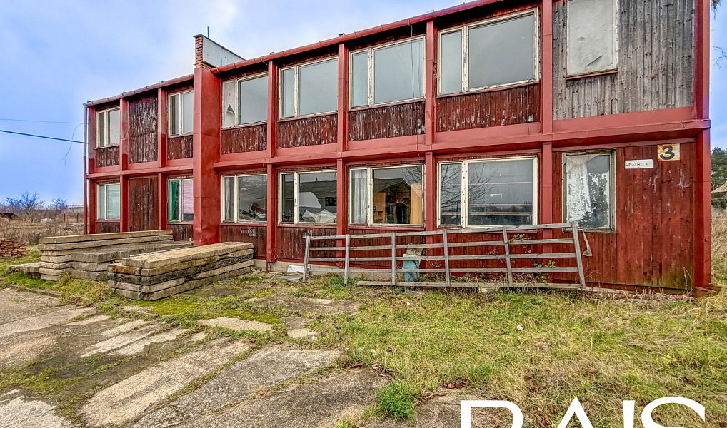 Prodej výrobních prostor 3 646 m², Mikulčice – náhled fotky 6