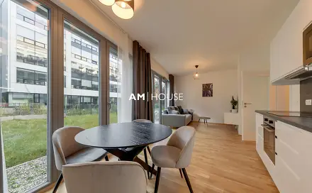 Pronájem bytu 2+kk 55 m², Vysočanská, Praha 9 - Vysočany