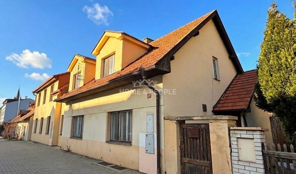 Prodej domu 140 m² s pozemkem 268 m², Praha – náhled fotky 2
