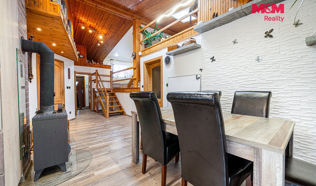 Prodej domu 130 m² s pozemkem 270 m², Kadaň – náhled fotky 4
