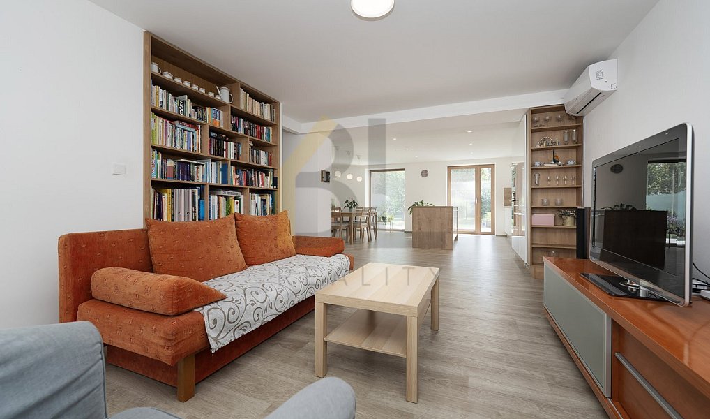 Prodej domu 160 m² s pozemkem 336 m², Hodonín – náhled fotky 8