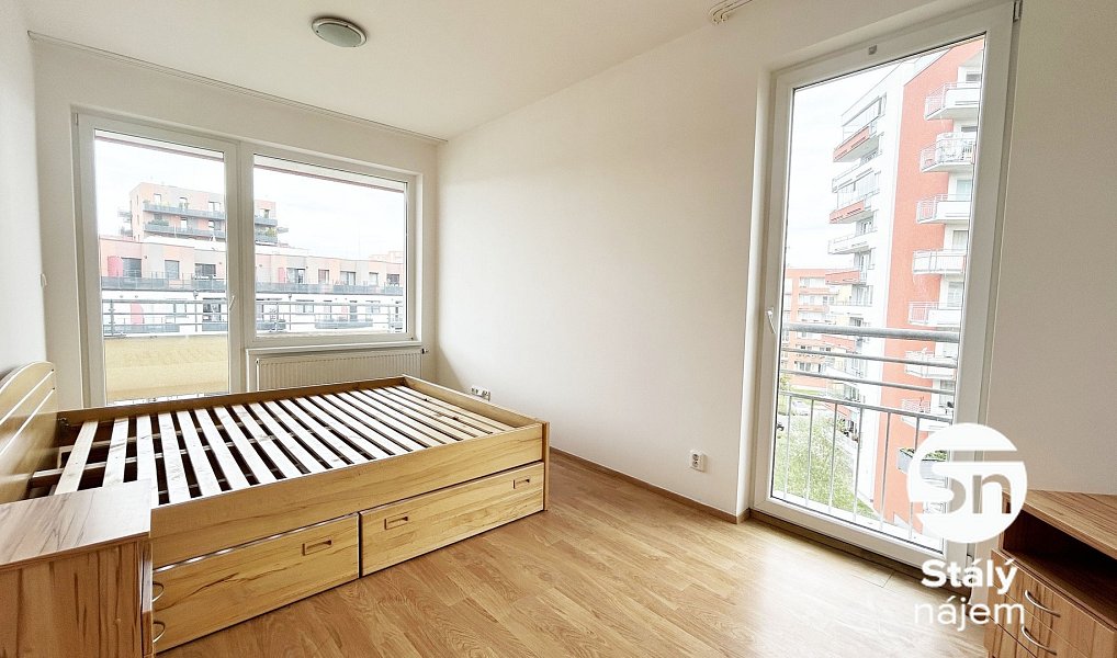 Pronájem bytu 2+kk 57 m², Praha – náhled fotky 9
