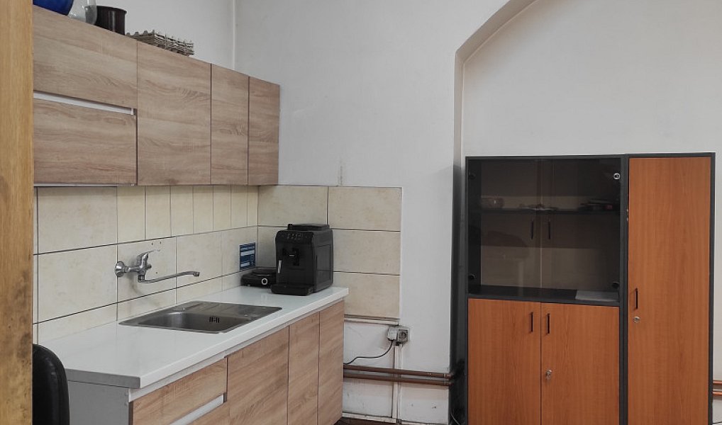 Pronájem obchodních prostor 500 m², Opava – náhled fotky 8