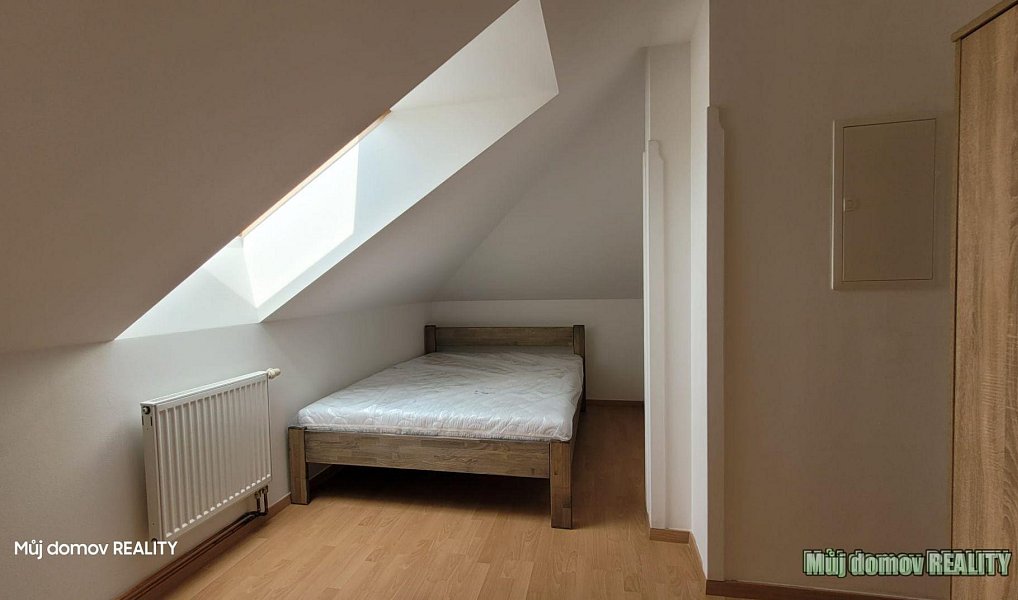 Pronájem bytu 3+kk 65 m², Praha – náhled fotky 2