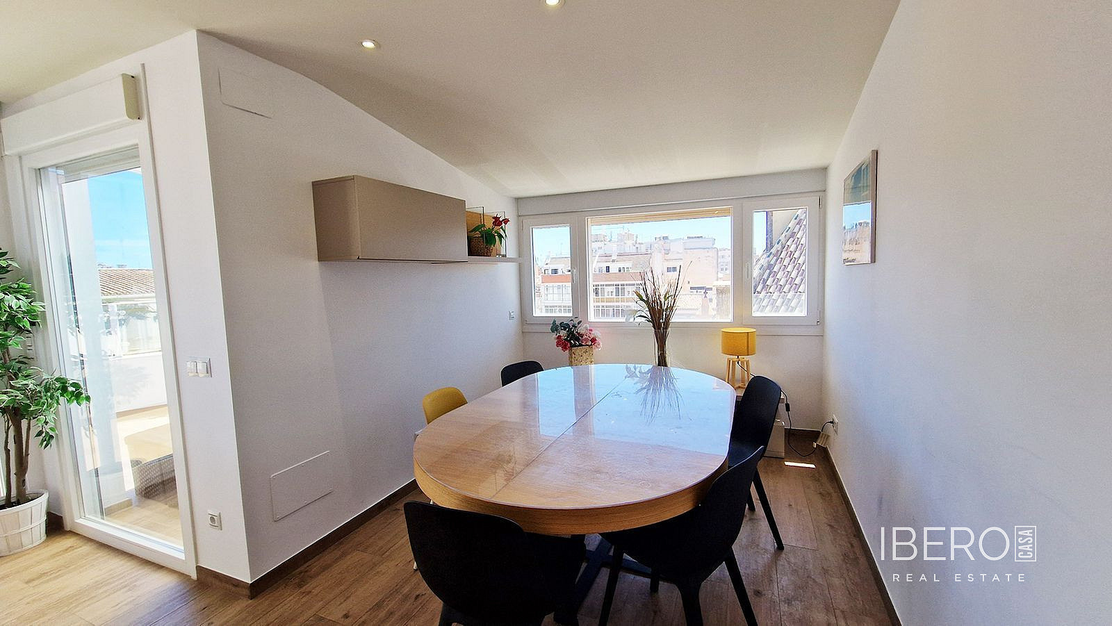 Piso 4+kk – Málaga, Centro Histórico, Centro - Más