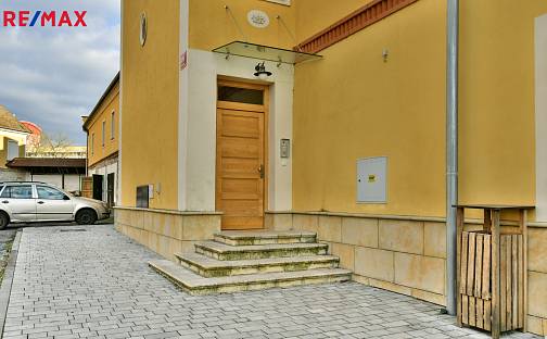 Pronájem bytu 1+kk 35 m², Podzámčí, Opočno, okres Rychnov nad Kněžnou