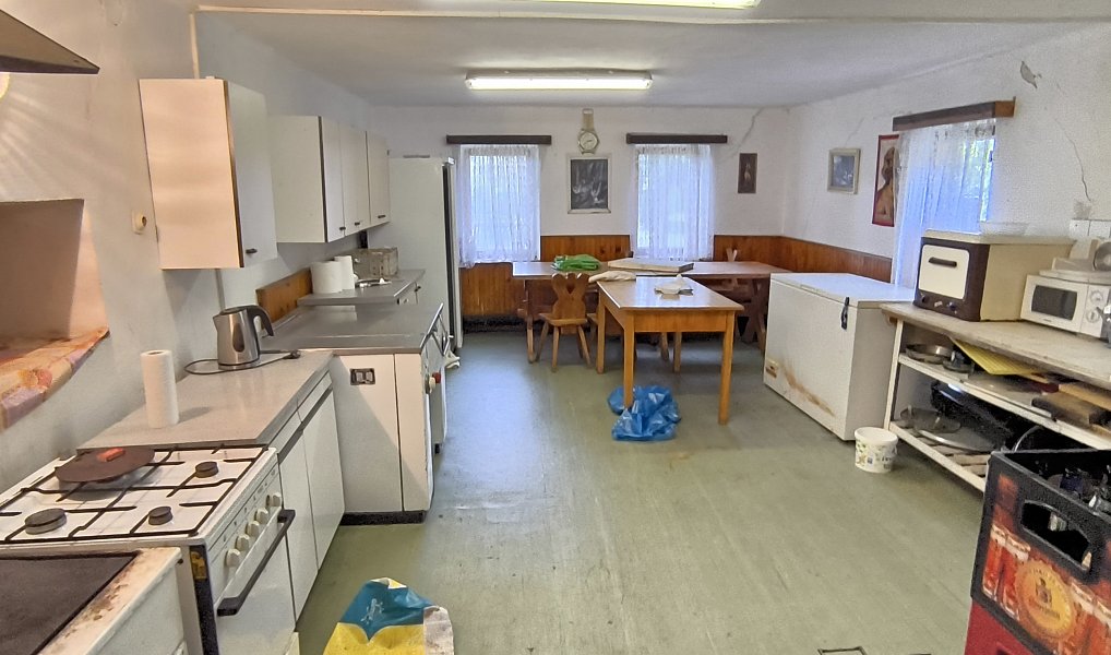 Prodej domu 321 m² s pozemkem 3 298 m², Okrouhlá – náhled fotky 5