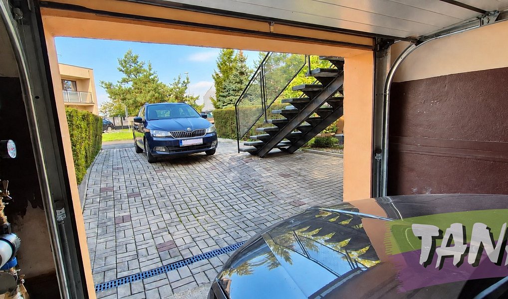 Prodej domu 155 m² s pozemkem 431 m², Sadská – náhled fotky 3