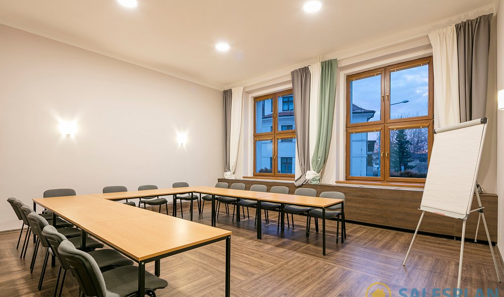 Prodej ubytovacího objektu 1 342 m², Doksy – náhled fotky 5