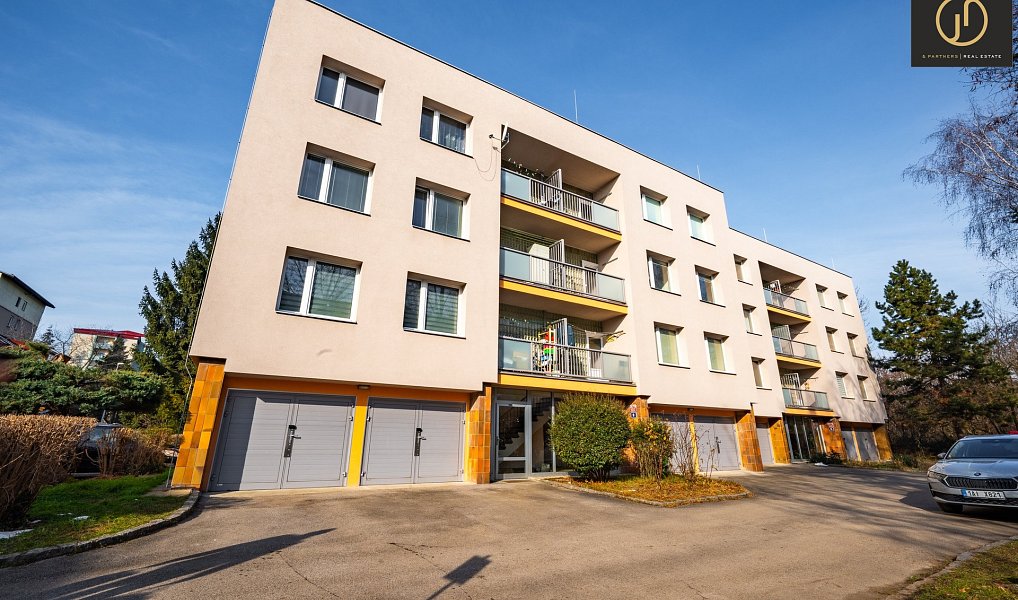 Prodej bytu 3+1 74 m², Praha – náhled fotky 2