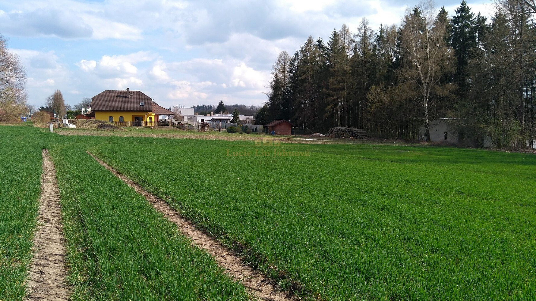Prodej stavebního pozemku 1 284 m²