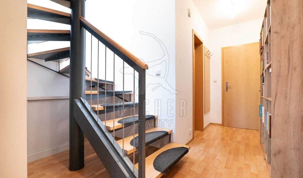 Prodej domu 130 m² s pozemkem 261 m², Jesenice – náhled fotky 13