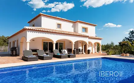 Prodej domu 361 m² s pozemkem 1 106 m², Javea, Španělsko