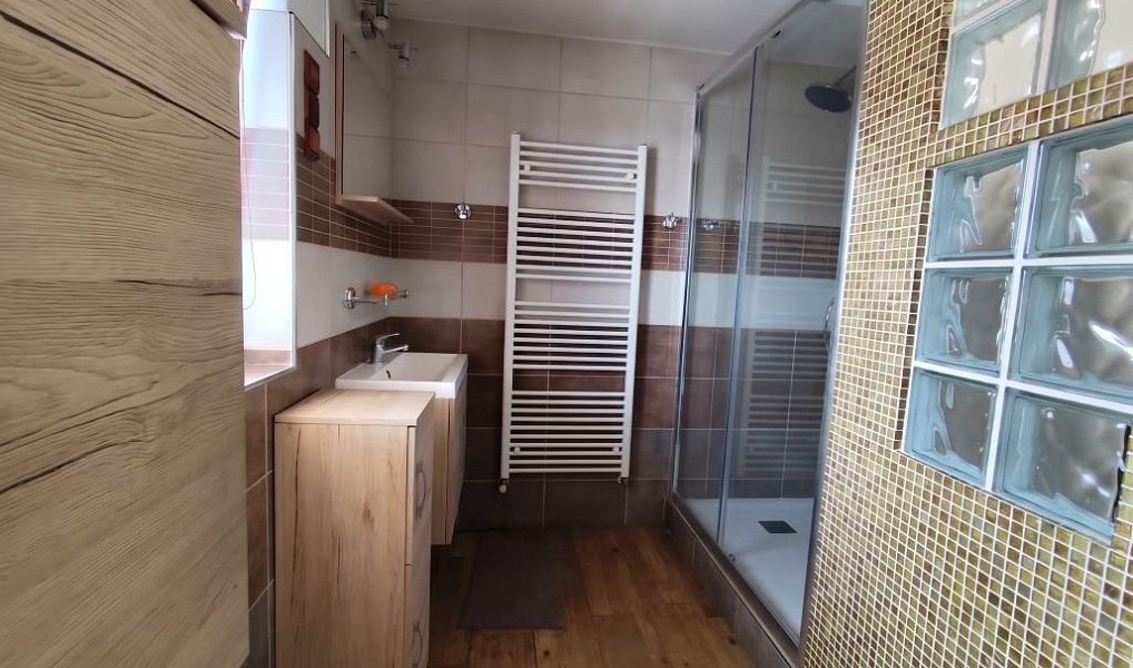 Prodej domu 218 m² s pozemkem 1 170 m², Kovářská – náhled fotky 3