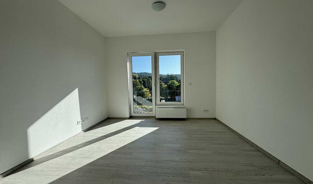 Pronájem bytu 1+kk 28 m², Mariánské Lázně – náhled fotky 3