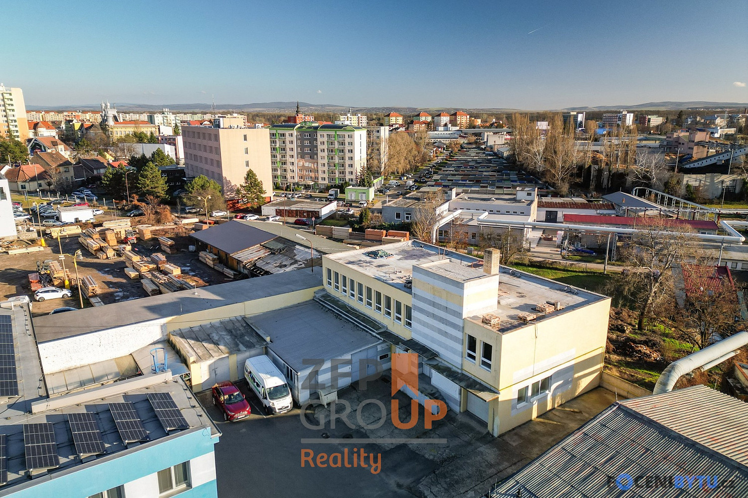 Pronájem obchodních prostor 702 m² — photo 2
