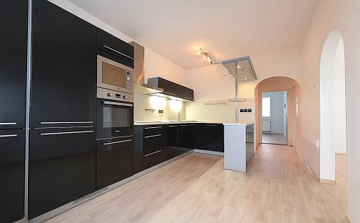 Pronájem bytu 3+1 77 m², V Podhájí, Rumburk - Rumburk 1, okres Děčín