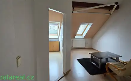 Prodej bytu 2+1 48 m², Soběšická, Brno - Husovice