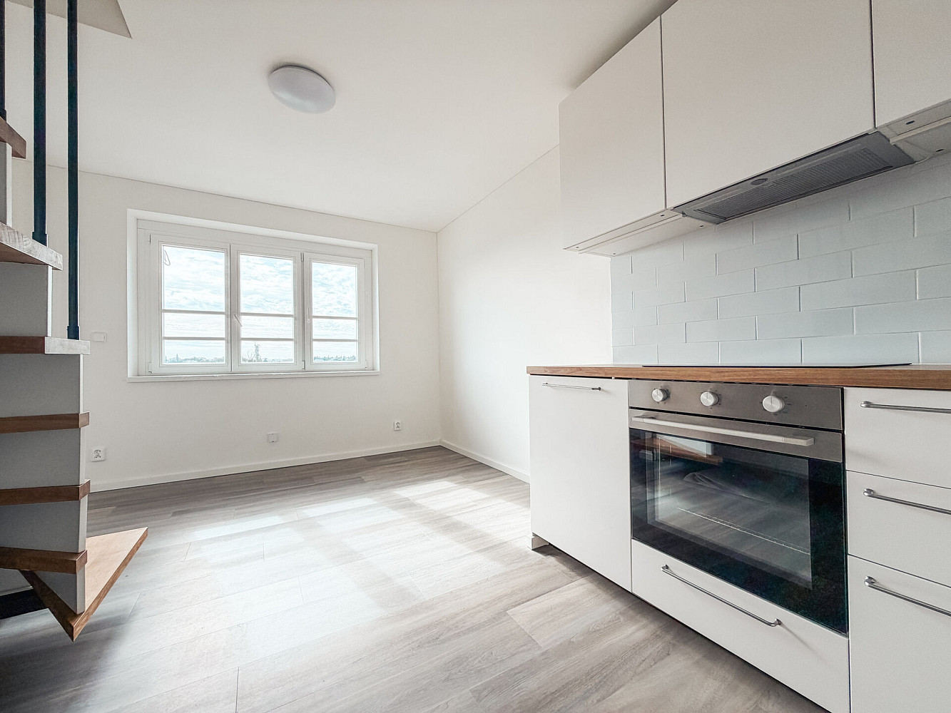 Pronájem bytu 1+1 28 m²