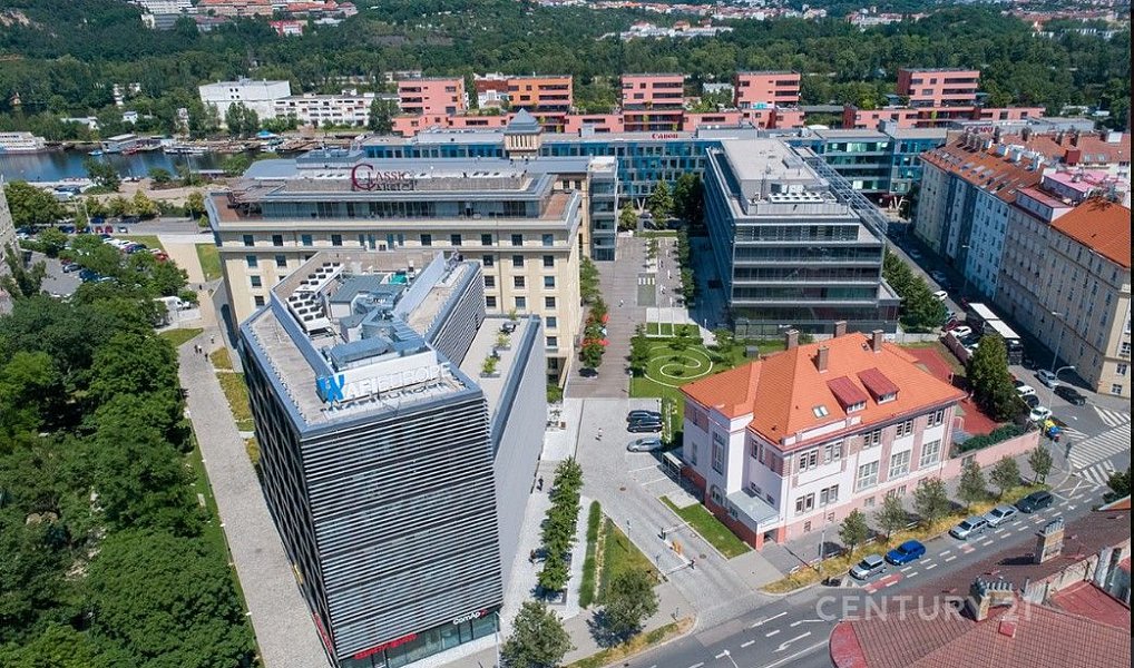 Pronájem kanceláře 369 m², Praha – náhled fotky 2