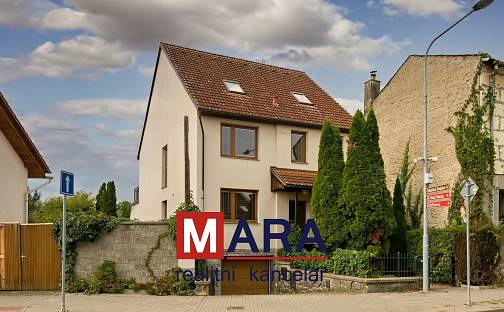 Prodej domu 361 m² s pozemkem 475 m², Heydukova, Olomouc - Černovír