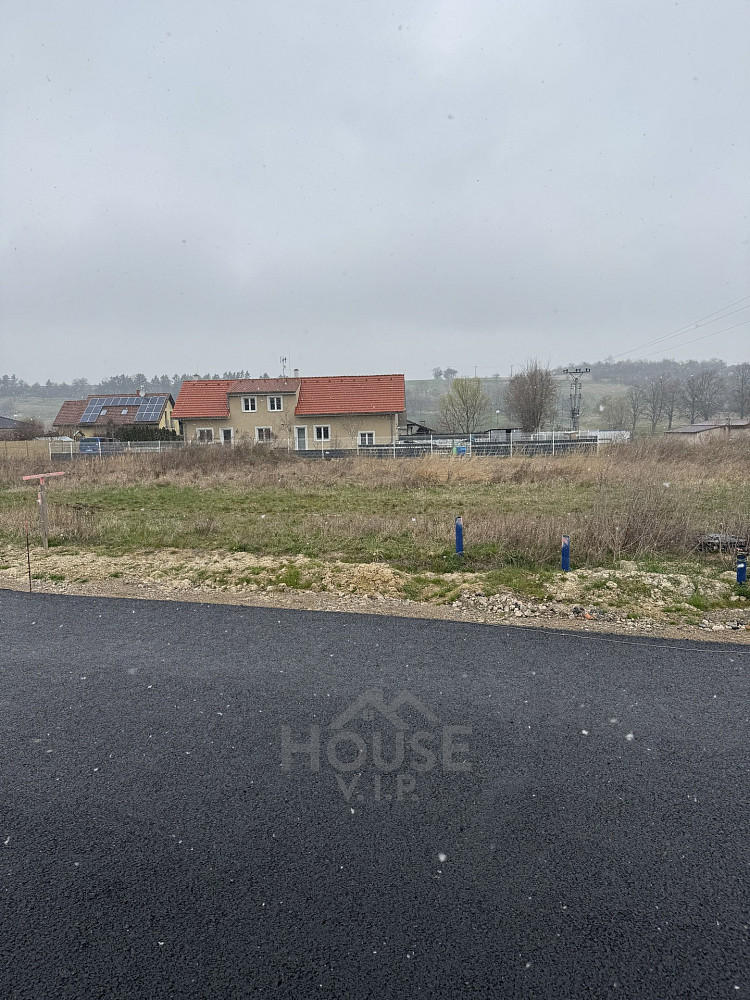 Prodej stavebního pozemku 803 m² — photo 5