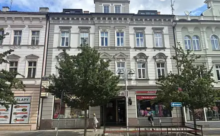 Pronájem obchodních prostor 140 m², 9. května, Tábor