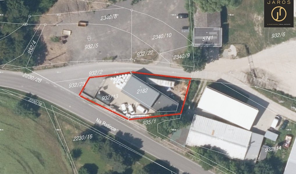Prodej kanceláře 228 m², Beroun – náhled fotky 36