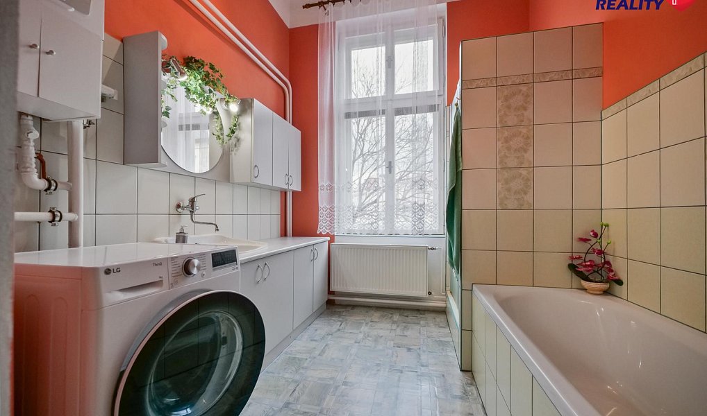 Prodej bytu 4+1 123 m², Opava – náhled fotky 10
